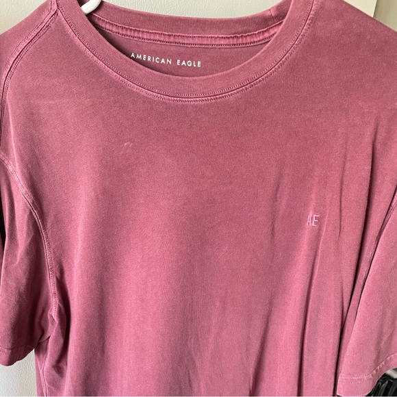 American Eagle Men’s Large (L/G) burgundy tee - Picture 5 of 8